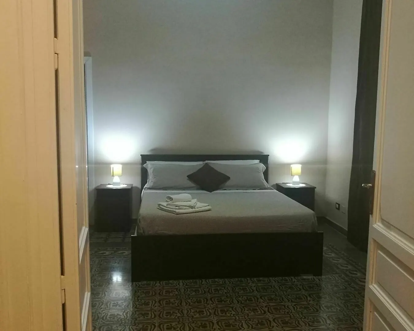Bed and Breakfast Volturno 106 Palermo 0*,